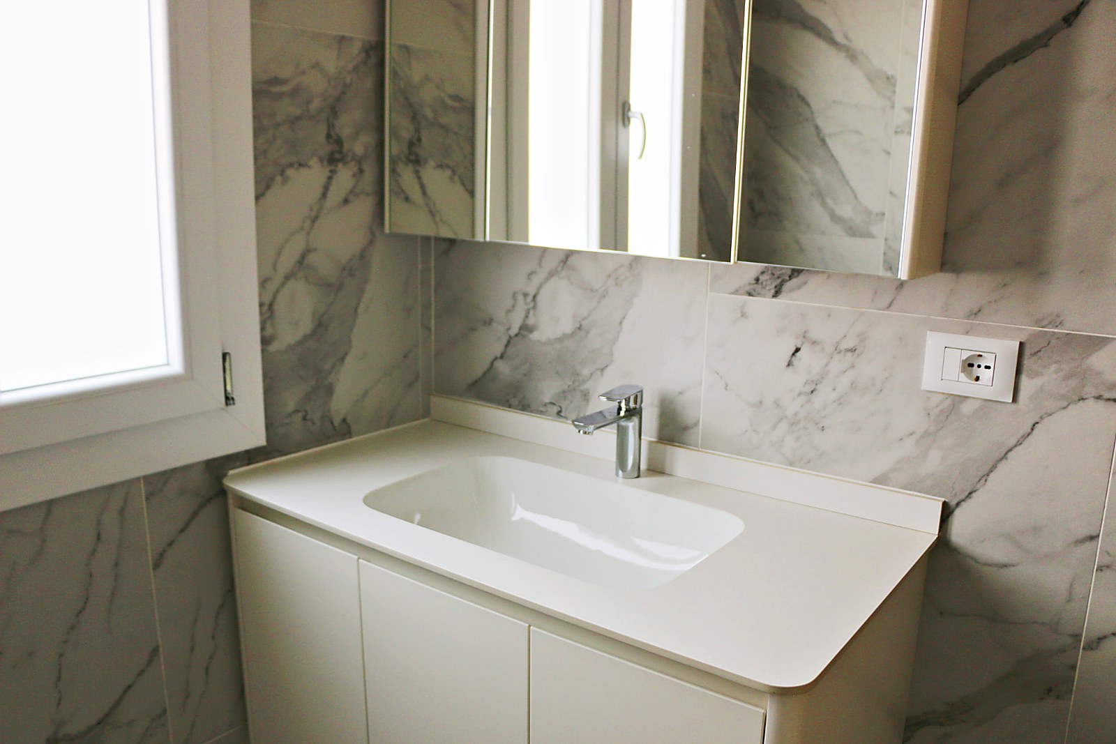 Camera 12 — bagno condiviso, foto 3