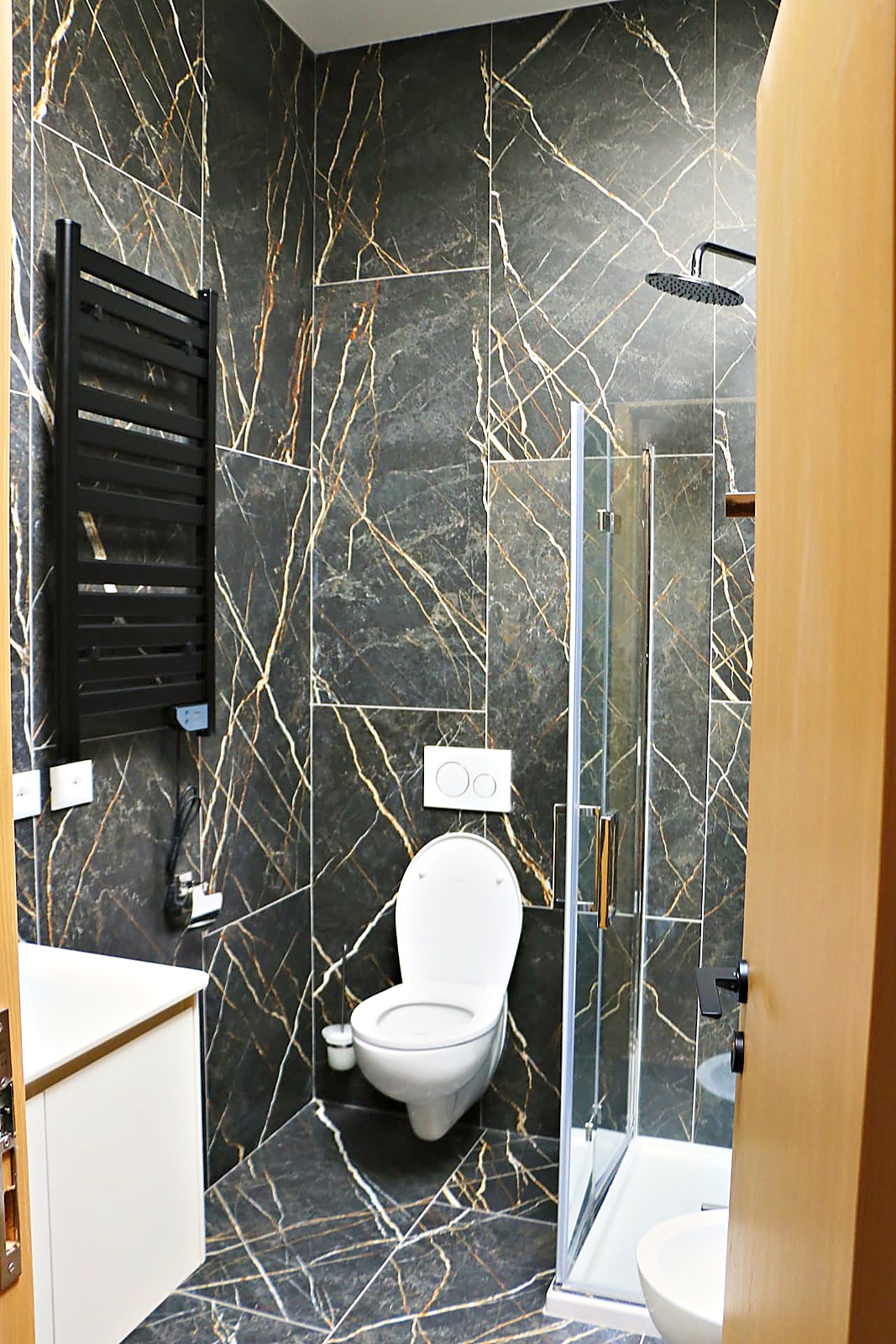 Camera 17 — bagno condiviso, foto 4