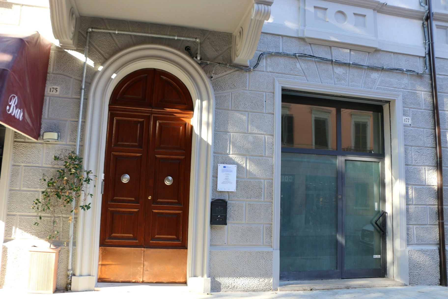 Residence entrance